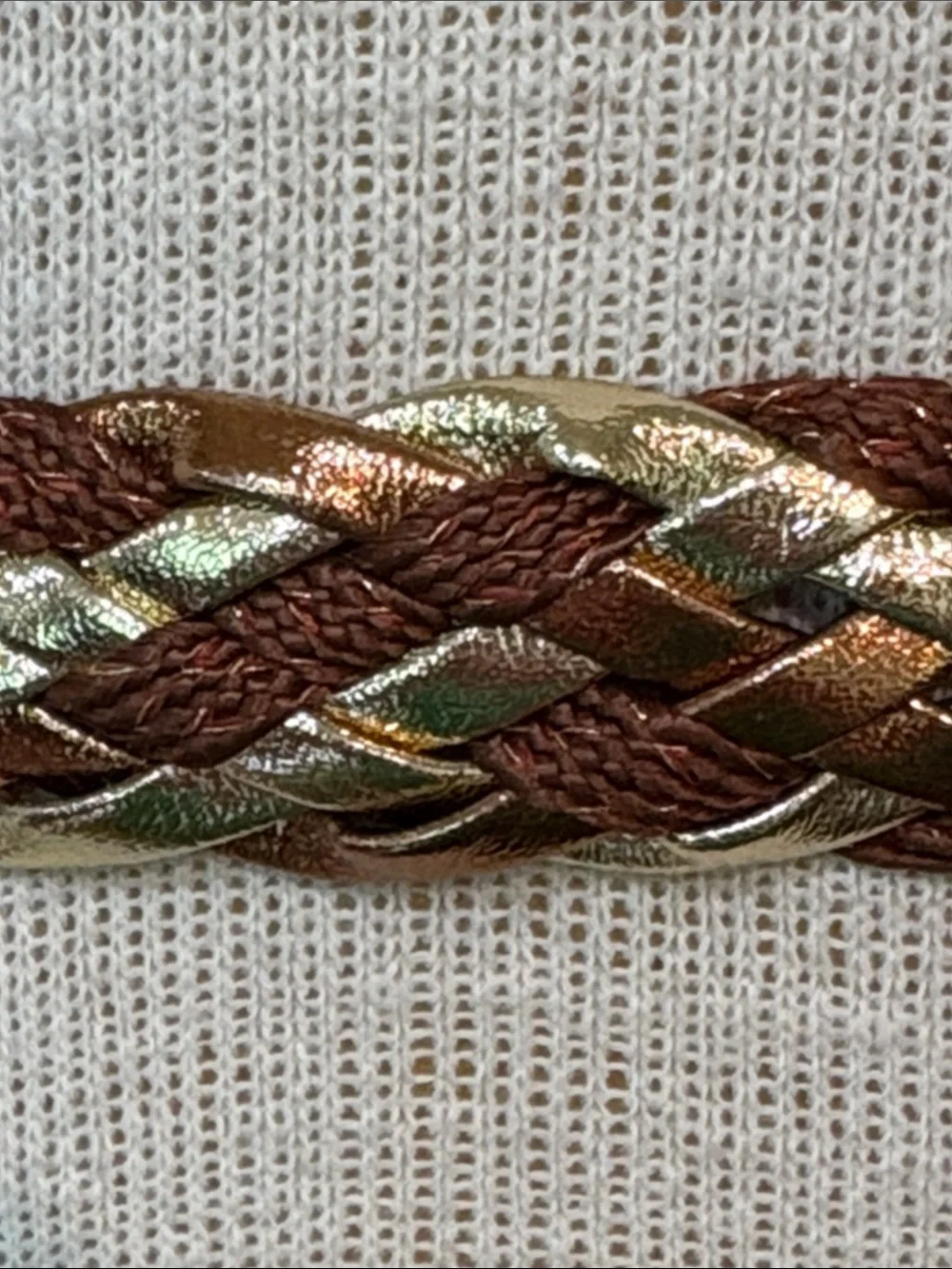 N/A metallic gold